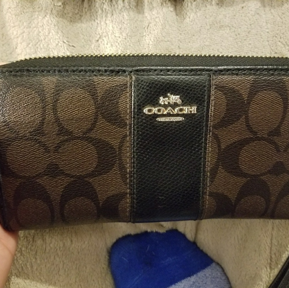 Coach wallet